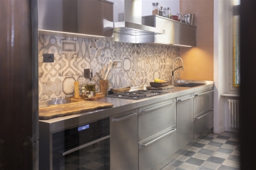 Cucina lineare collezione STEEL. 